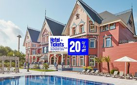 Portaventura Hotel Lucy'S Mansion - Includes Unlimited Access & Express Wristband To Portaventura Park & Ferrari Land